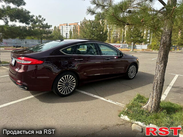 Красный Форд Фьюжн, объемом двигателя 2 л и пробегом 121 тыс. км за 14500 $, фото 3 на Automoto.ua