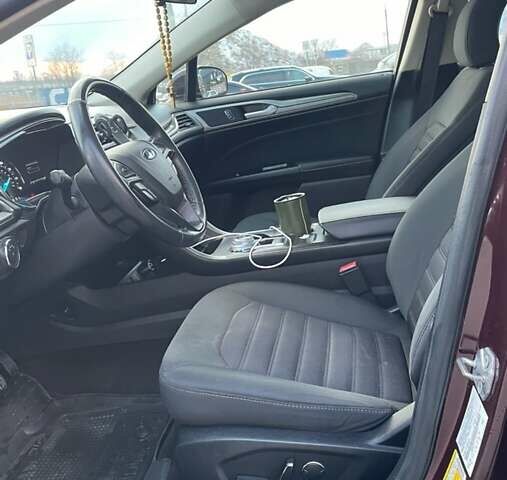 Форд Фьюжн 2017 в Киеве на Automoto.ua Красный Форд Фьюжн, объемом двигателя 2.49 л и пробегом 87 тыс. км за 12500 $, фото 26 на Automoto.ua