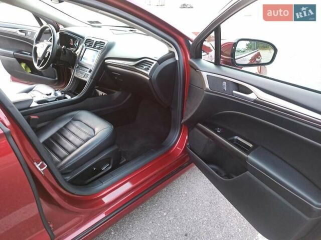 Форд Фьюжн 2017 в Кропивницком (Кировограде) на Automoto.ua Красный Форд Фьюжн, объемом двигателя 2 л и пробегом 59 тыс. км за 16100 $, фото 20 на Automoto.ua