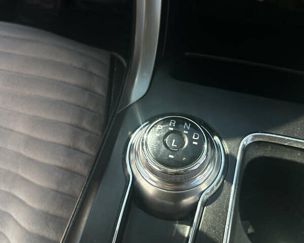 Красный Форд Фьюжн, объемом двигателя 2 л и пробегом 160 тыс. км за 15500 $, фото 9 на Automoto.ua