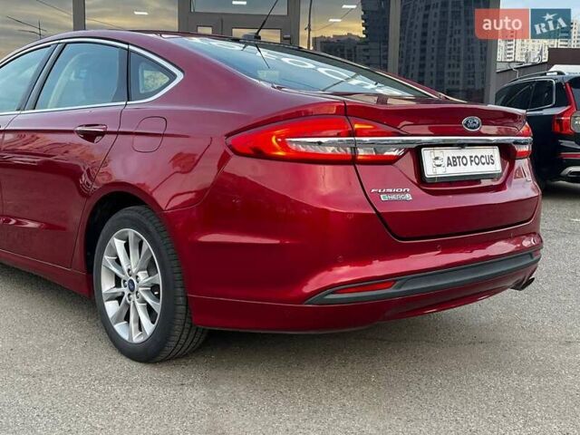Красный Форд Фьюжн, объемом двигателя 2 л и пробегом 60 тыс. км за 16990 $, фото 6 на Automoto.ua