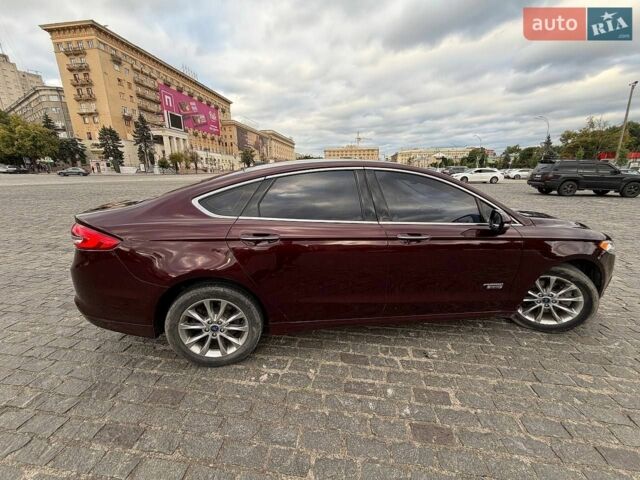 Червоний Форд Фьюжен, об'ємом двигуна 2 л та пробігом 106 тис. км за 13500 $, фото 3 на Automoto.ua