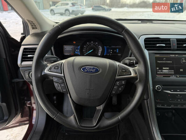 Красный Форд Фьюжн, объемом двигателя 2.5 л и пробегом 79 тыс. км за 12300 $, фото 80 на Automoto.ua