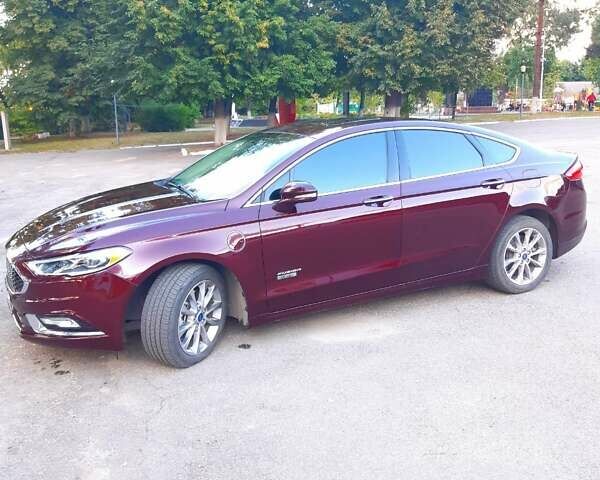 Форд Фьюжн 2017 в Харькове на Automoto.ua Красный Форд Фьюжн, объемом двигателя 2 л и пробегом 82 тыс. км за 17500 $, фото 6 на Automoto.ua