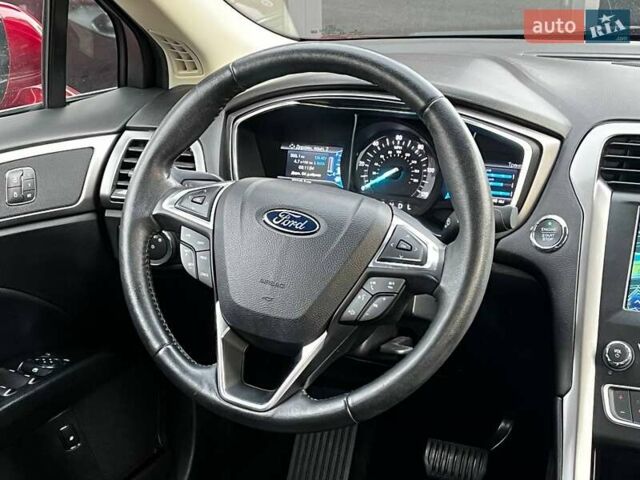 Красный Форд Фьюжн, объемом двигателя 2 л и пробегом 60 тыс. км за 16990 $, фото 35 на Automoto.ua