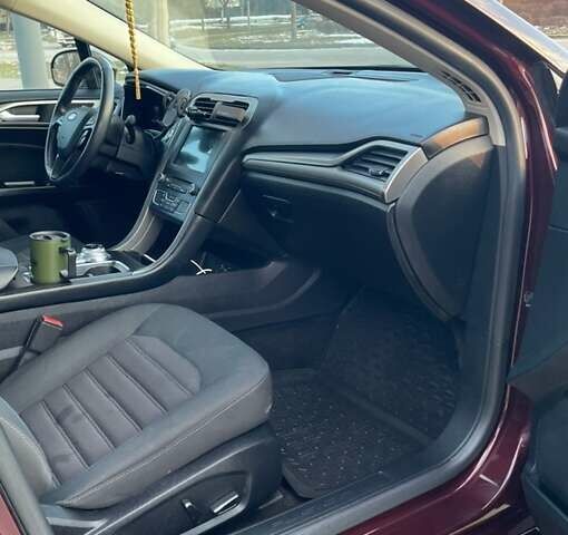 Форд Фьюжн 2017 в Киеве на Automoto.ua Красный Форд Фьюжн, объемом двигателя 2.49 л и пробегом 87 тыс. км за 12500 $, фото 25 на Automoto.ua