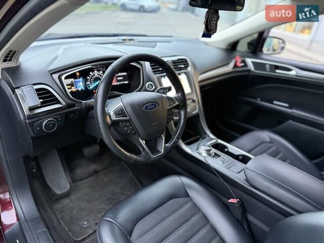Форд Фьюжен 2017 у Києві на Automoto.ua Червоний Форд Фьюжен, об'ємом двигуна 1.5 л та пробігом 166 тис. км за 10800 $, фото 12 на Automoto.ua