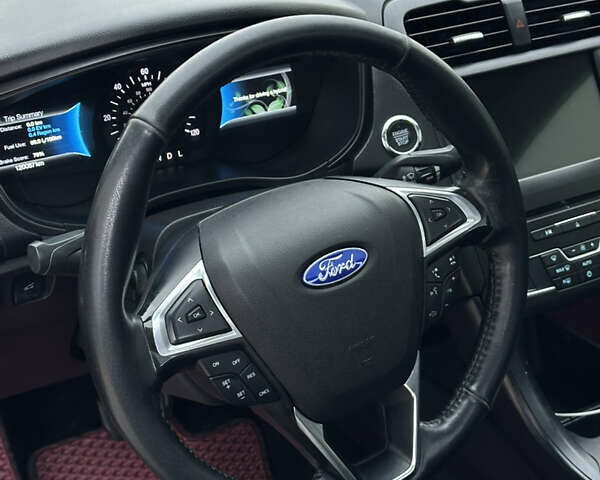 Червоний Форд Фьюжен, об'ємом двигуна 2 л та пробігом 120 тис. км за 11500 $, фото 20 на Automoto.ua