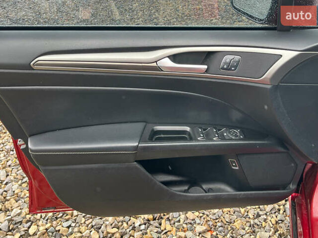 Форд Фьюжн 2018 в Коломые на Automoto.ua Красный Форд Фьюжн, объемом двигателя 2 л и пробегом 119 тыс. км за 16500 $, фото 6 на Automoto.ua