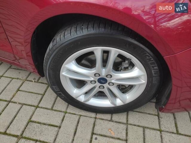 Червоний Форд Фьюжен, об'ємом двигуна 1.5 л та пробігом 76 тис. км за 9950 $, фото 3 на Automoto.ua