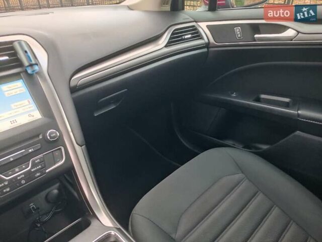 Червоний Форд Фьюжен, об'ємом двигуна 1.5 л та пробігом 76 тис. км за 9950 $, фото 22 на Automoto.ua