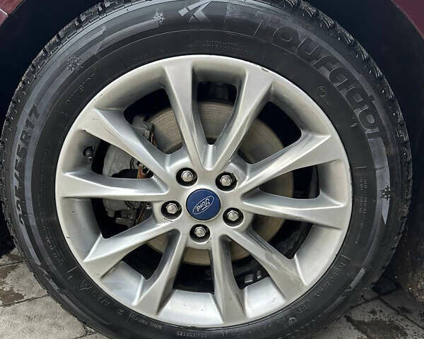 Красный Форд Фьюжн, объемом двигателя 2 л и пробегом 187 тыс. км за 14800 $, фото 20 на Automoto.ua