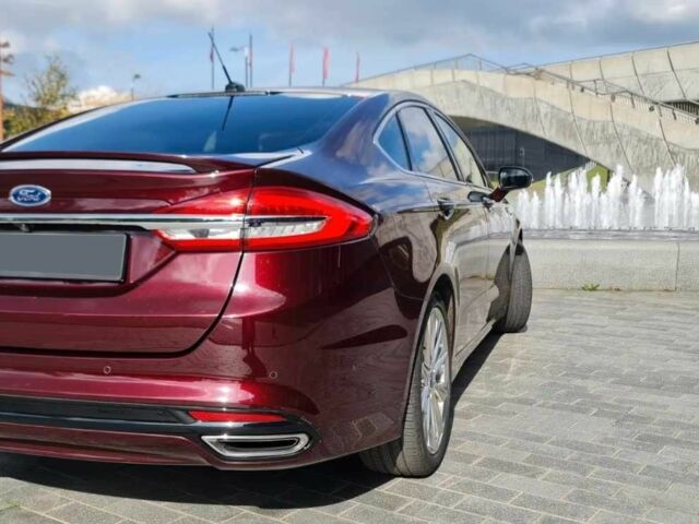 Червоний Форд Фьюжен, об'ємом двигуна 2 л та пробігом 35 тис. км за 9500 $, фото 4 на Automoto.ua