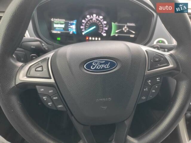 Червоний Форд Фьюжен, об'ємом двигуна 1.5 л та пробігом 76 тис. км за 9950 $, фото 27 на Automoto.ua