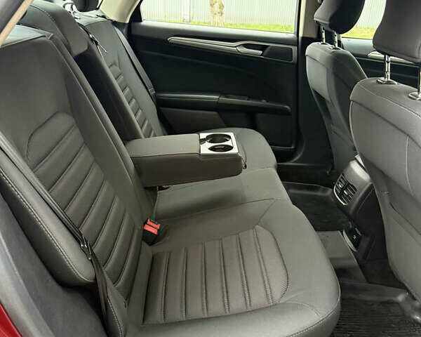 Красный Форд Фьюжн, объемом двигателя 2 л и пробегом 155 тыс. км за 14600 $, фото 7 на Automoto.ua