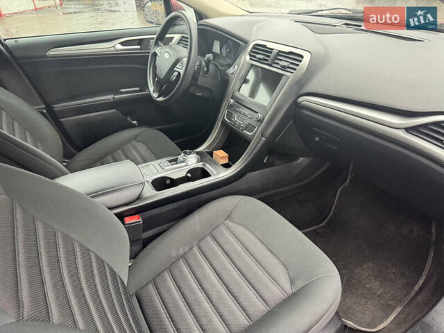 Красный Форд Фьюжн, объемом двигателя 1.5 л и пробегом 76 тыс. км за 10200 $, фото 14 на Automoto.ua