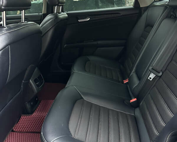 Червоний Форд Фьюжен, об'ємом двигуна 2 л та пробігом 120 тис. км за 11500 $, фото 32 на Automoto.ua