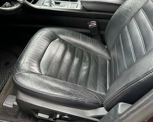 Красный Форд Фьюжн, объемом двигателя 2 л и пробегом 187 тыс. км за 14800 $, фото 5 на Automoto.ua