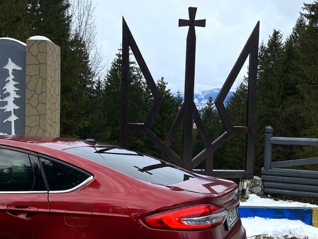 Красный Форд Фьюжн, объемом двигателя 2.5 л и пробегом 37 тыс. км за 13500 $, фото 6 на Automoto.ua