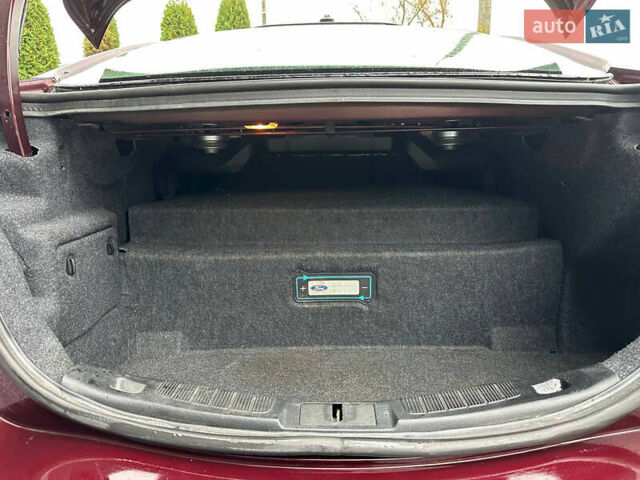 Красный Форд Фьюжн, объемом двигателя 2 л и пробегом 187 тыс. км за 14800 $, фото 19 на Automoto.ua