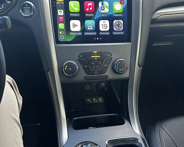 Червоний Форд Фьюжен, об'ємом двигуна 2.49 л та пробігом 85 тис. км за 12800 $, фото 6 на Automoto.ua