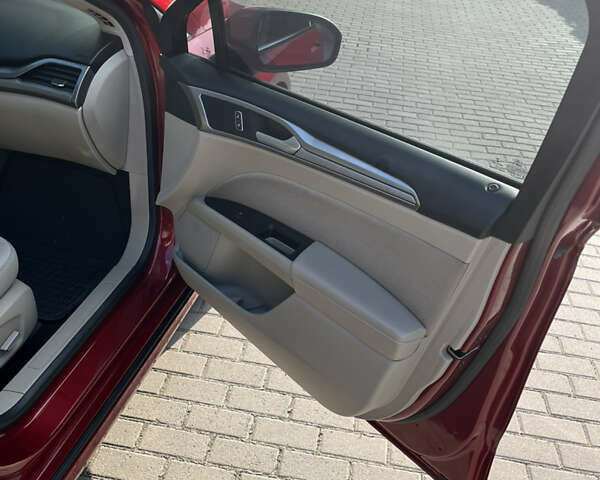 Форд Фьюжен 2019 у Рівному на Automoto.ua Червоний Форд Фьюжен, об'ємом двигуна 1.5 л та пробігом 86 тис. км за 14699 $, фото 15 на Automoto.ua