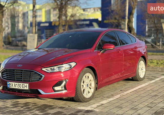 Червоний Форд Фьюжен, об'ємом двигуна 1.5 л та пробігом 42 тис. км за 14900 $, фото 1 на Automoto.ua