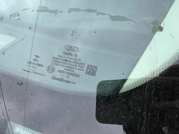 Червоний Форд Фьюжен, об'ємом двигуна 2 л та пробігом 217 тис. км за 12999 $, фото 9 на Automoto.ua