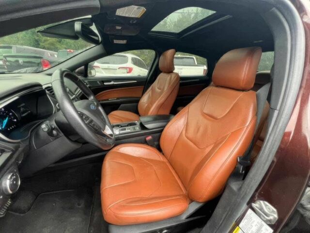 Форд Фьюжн 2019 в Кропивницком (Кировограде) на Automoto.ua Красный Форд Фьюжн, объемом двигателя 2 л и пробегом 36 тыс. км за 9000 $, фото 6 на Automoto.ua