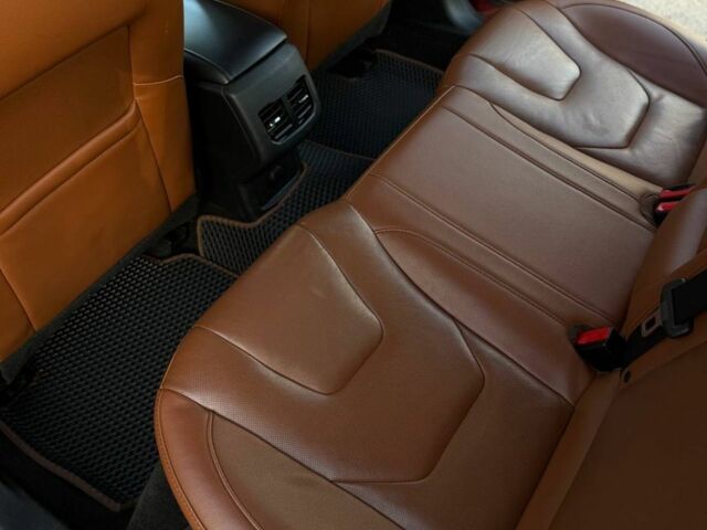 Червоний Форд Фьюжен, об'ємом двигуна 2 л та пробігом 206 тис. км за 12999 $, фото 8 на Automoto.ua