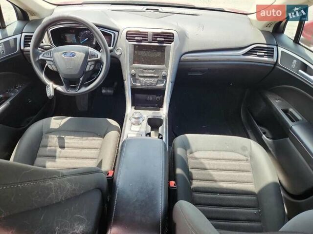 Красный Форд Фьюжн, объемом двигателя 2 л и пробегом 90 тыс. км за 3000 $, фото 7 на Automoto.ua