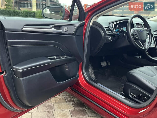 Червоний Форд Фьюжен, об'ємом двигуна 2 л та пробігом 90 тис. км за 18500 $, фото 16 на Automoto.ua