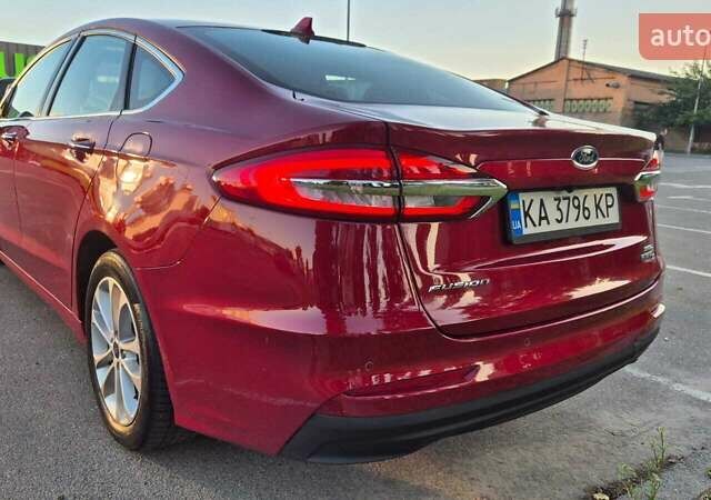 Форд Фьюжен 2019 у Києві на Automoto.ua Червоний Форд Фьюжен, об'ємом двигуна 2 л та пробігом 154 тис. км за 15300 $, фото 13 на Automoto.ua