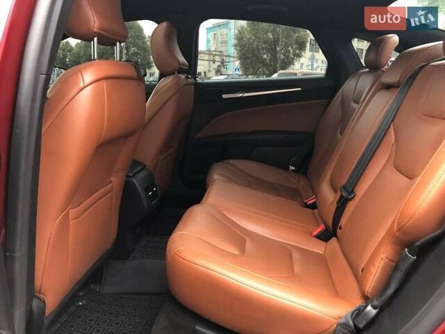 Форд Фьюжн 2019 в Киеве на Automoto.ua Красный Форд Фьюжн, объемом двигателя 2 л и пробегом 192 тыс. км за 19490 $, фото 10 на Automoto.ua