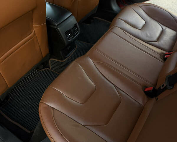 Червоний Форд Фьюжен, об'ємом двигуна 2 л та пробігом 207 тис. км за 12999 $, фото 9 на Automoto.ua