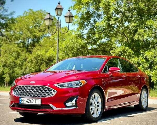 Червоний Форд Фьюжен, об'ємом двигуна 2 л та пробігом 99 тис. км за 18200 $, фото 2 на Automoto.ua