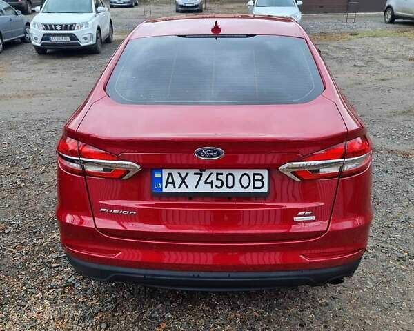 Красный Форд Фьюжн, объемом двигателя 1.5 л и пробегом 124 тыс. км за 12500 $, фото 3 на Automoto.ua