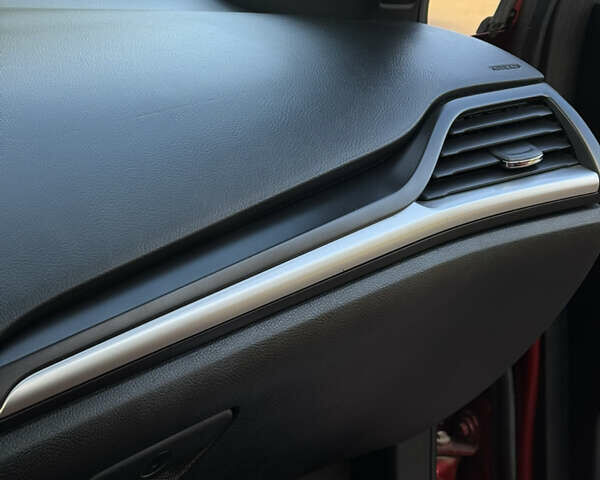 Червоний Форд Фьюжен, об'ємом двигуна 2 л та пробігом 207 тис. км за 12999 $, фото 27 на Automoto.ua