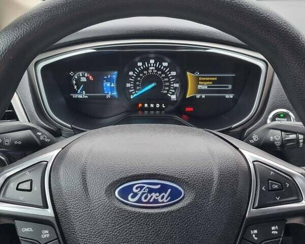 Красный Форд Фьюжн, объемом двигателя 1.5 л и пробегом 124 тыс. км за 12500 $, фото 4 на Automoto.ua