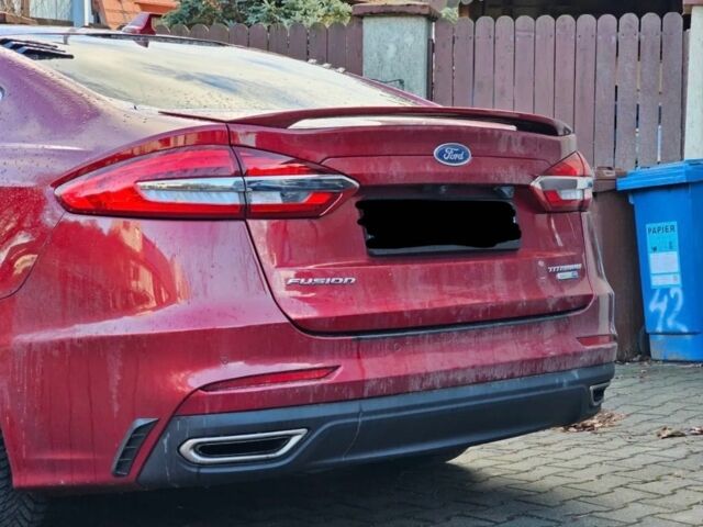 Красный Форд Фьюжн, объемом двигателя 2 л и пробегом 125 тыс. км за 8000 $, фото 1 на Automoto.ua