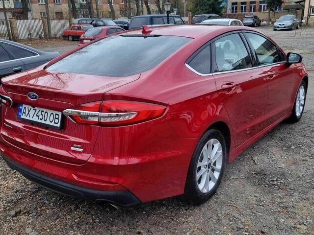 Красный Форд Фьюжн, объемом двигателя 1.5 л и пробегом 124 тыс. км за 12500 $, фото 1 на Automoto.ua