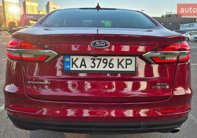 Форд Фьюжен 2019 у Києві на Automoto.ua Червоний Форд Фьюжен, об'ємом двигуна 2 л та пробігом 154 тис. км за 15300 $, фото 11 на Automoto.ua