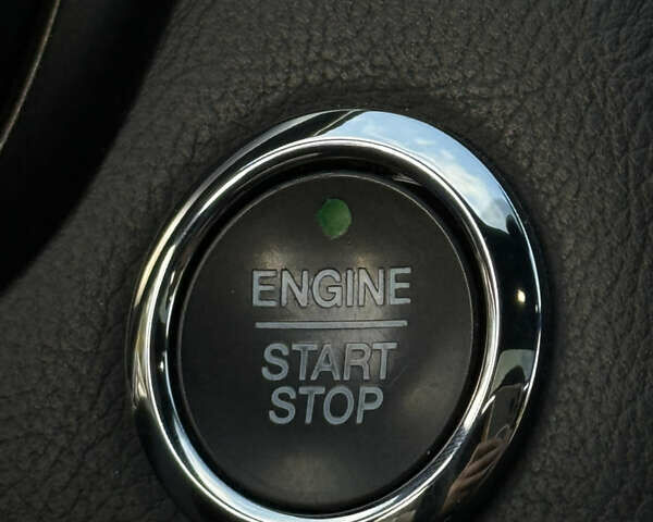 Червоний Форд Фьюжен, об'ємом двигуна 2 л та пробігом 207 тис. км за 12999 $, фото 22 на Automoto.ua