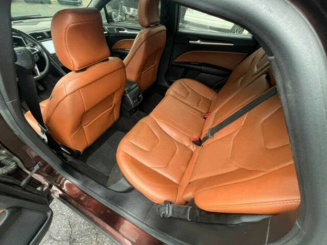 Форд Фьюжн 2019 в Кропивницком (Кировограде) на Automoto.ua Красный Форд Фьюжн, объемом двигателя 2 л и пробегом 36 тыс. км за 9000 $, фото 11 на Automoto.ua