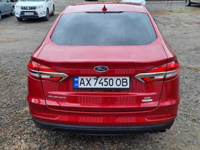 Красный Форд Фьюжн, объемом двигателя 1.5 л и пробегом 124 тыс. км за 12500 $, фото 3 на Automoto.ua