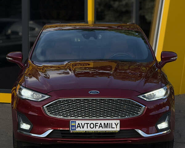 Червоний Форд Фьюжен, об'ємом двигуна 2 л та пробігом 207 тис. км за 12999 $, фото 1 на Automoto.ua