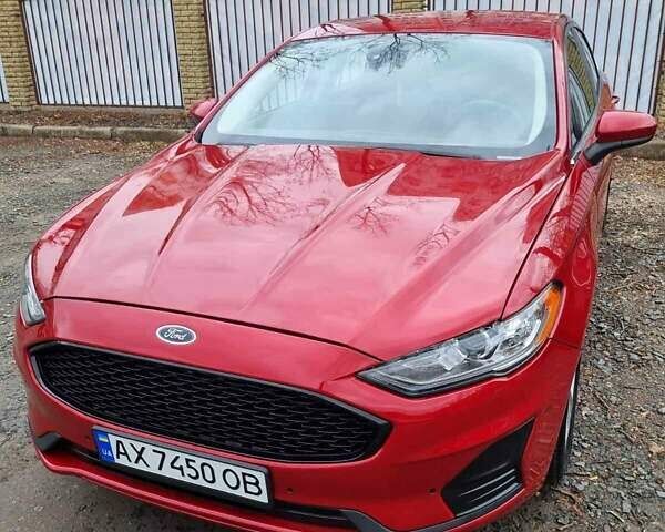 Красный Форд Фьюжн, объемом двигателя 1.5 л и пробегом 124 тыс. км за 12500 $, фото 2 на Automoto.ua