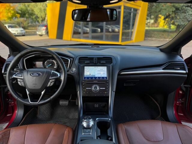 Червоний Форд Фьюжен, об'ємом двигуна 2 л та пробігом 206 тис. км за 12999 $, фото 10 на Automoto.ua