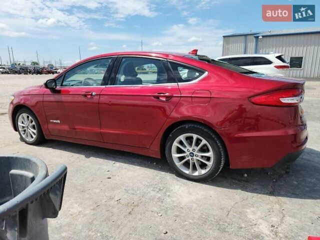 Красный Форд Фьюжн, объемом двигателя 2 л и пробегом 90 тыс. км за 3000 $, фото 1 на Automoto.ua