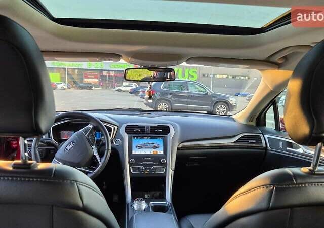 Красный Форд Фьюжн, объемом двигателя 2 л и пробегом 154 тыс. км за 15300 $, фото 24 на Automoto.ua